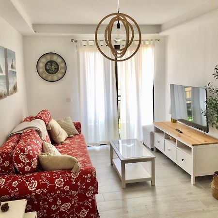 Diego'S Home Арона Экстерьер фото