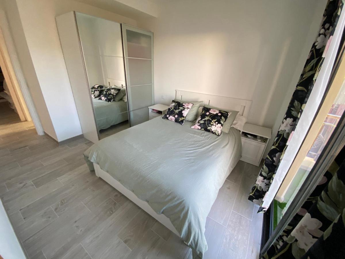 Diego'S Home Арона Экстерьер фото